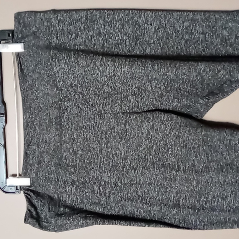 Ready to Go Black/Gray Patterned Athletic Leggings Size 3X - Picture 3 of 6